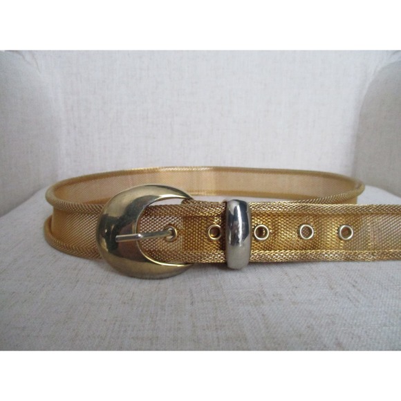 Vintage 1980s Goldtone Mesh Chain Link Belt Chunky Size Small to Medium main image 9